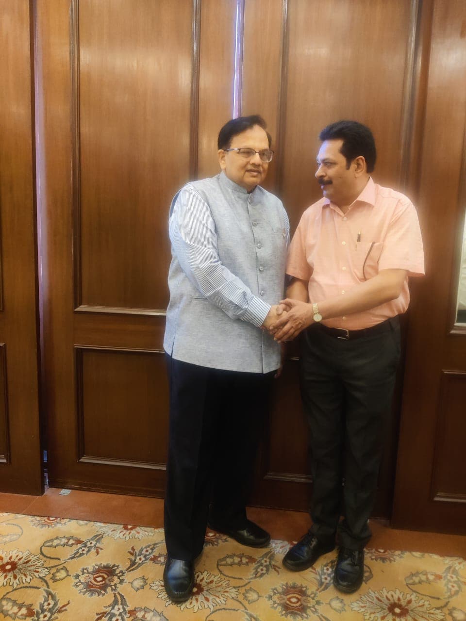Group photograph of delegates with the newly elected team for 2025–27