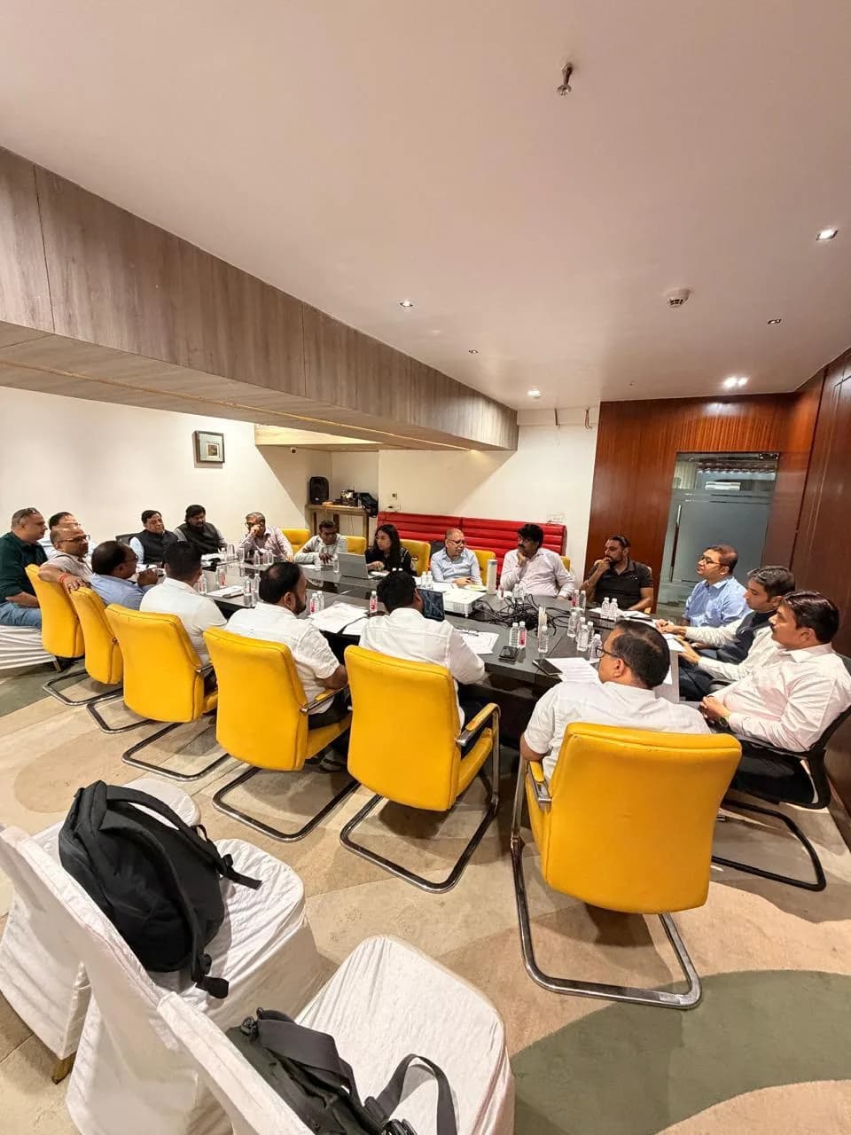 Focused engagement: Participants actively contribute during the closed-door strategic sessions organised jointly by FAIITA and UPCDWA in Lucknow.